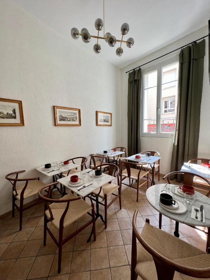 Hotel Des Beaux Arts Paris Exteriör bild